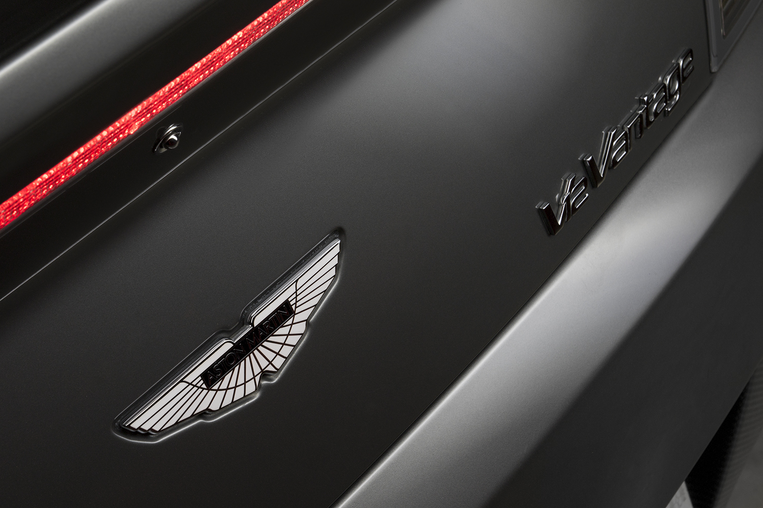 2010 Aston Martin V12 Vantage